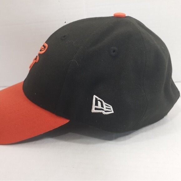Baltimore Orioles New Era Game of Thrones 9FORTY Adjustable Hat - Black/Orange - Picture 5 of 6